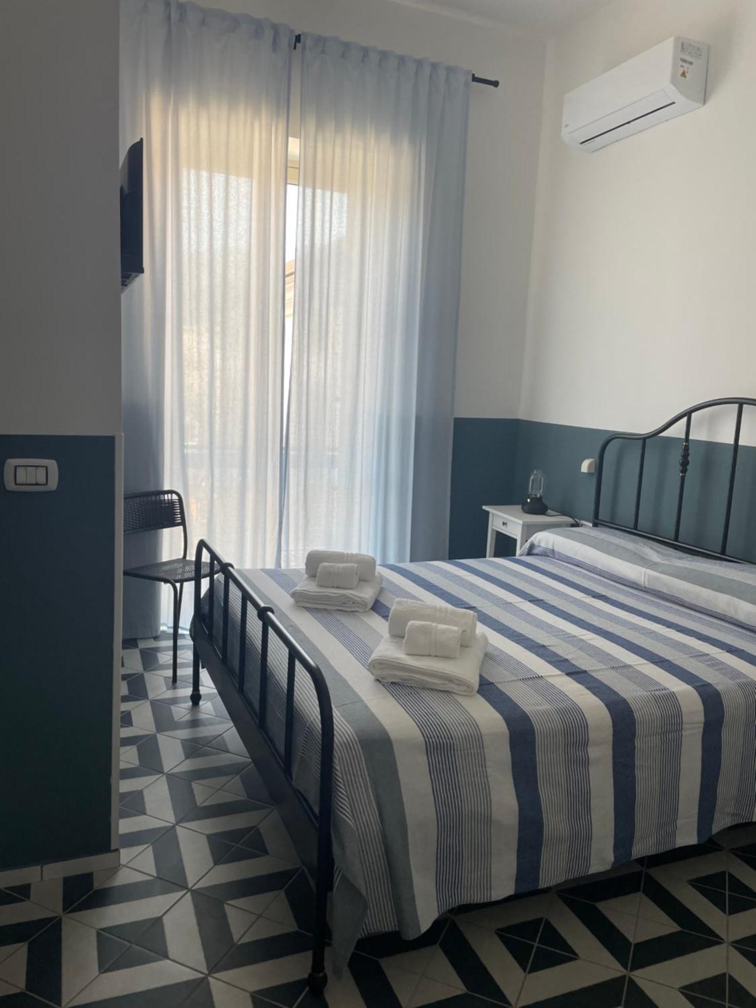 Donna Maria Hotel Sapri Exterior photo
